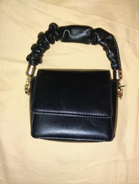 Classic Black Mini Top-Handle Bag - Sleek Everyday Style